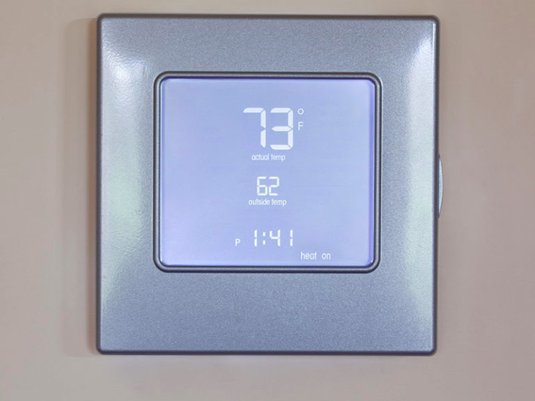 Traditional Thermostats vs. Smart Thermostats Which One Suits You